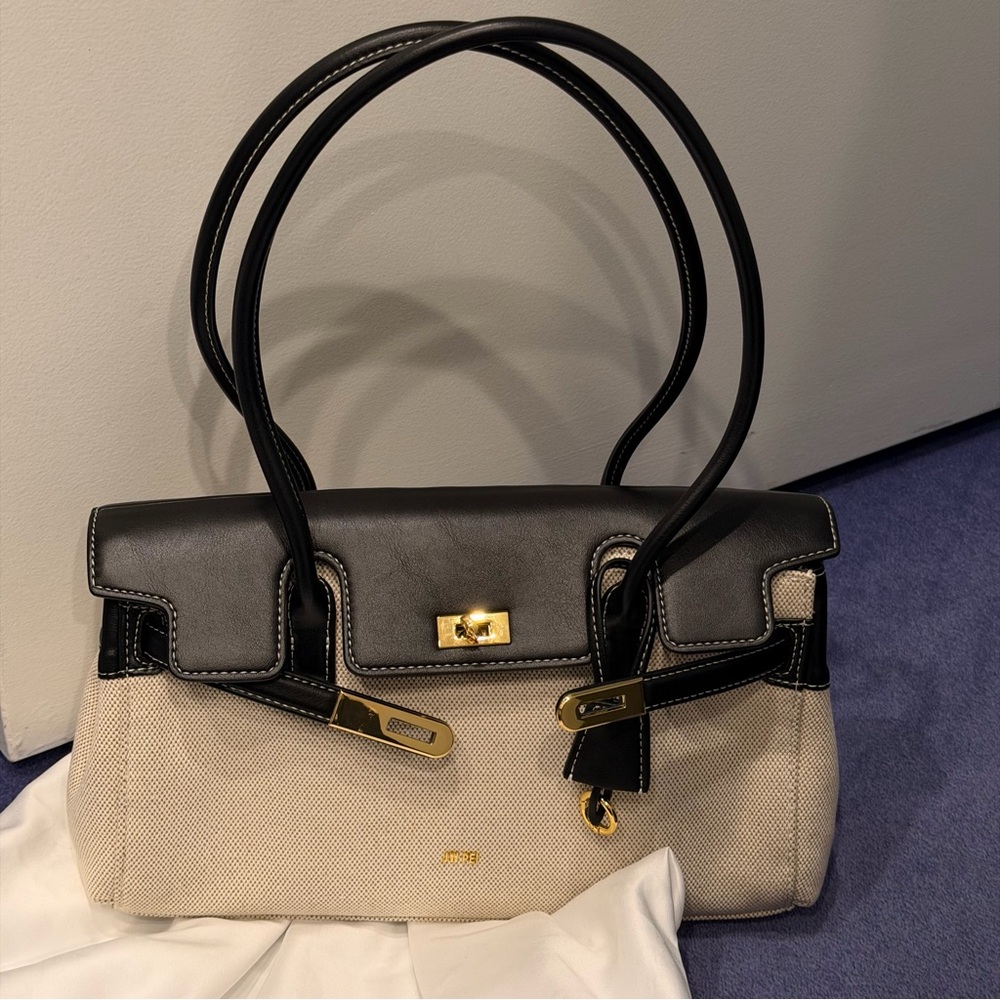 NWT. JW PEI Yara shoulder bag - Picture 5 of 14